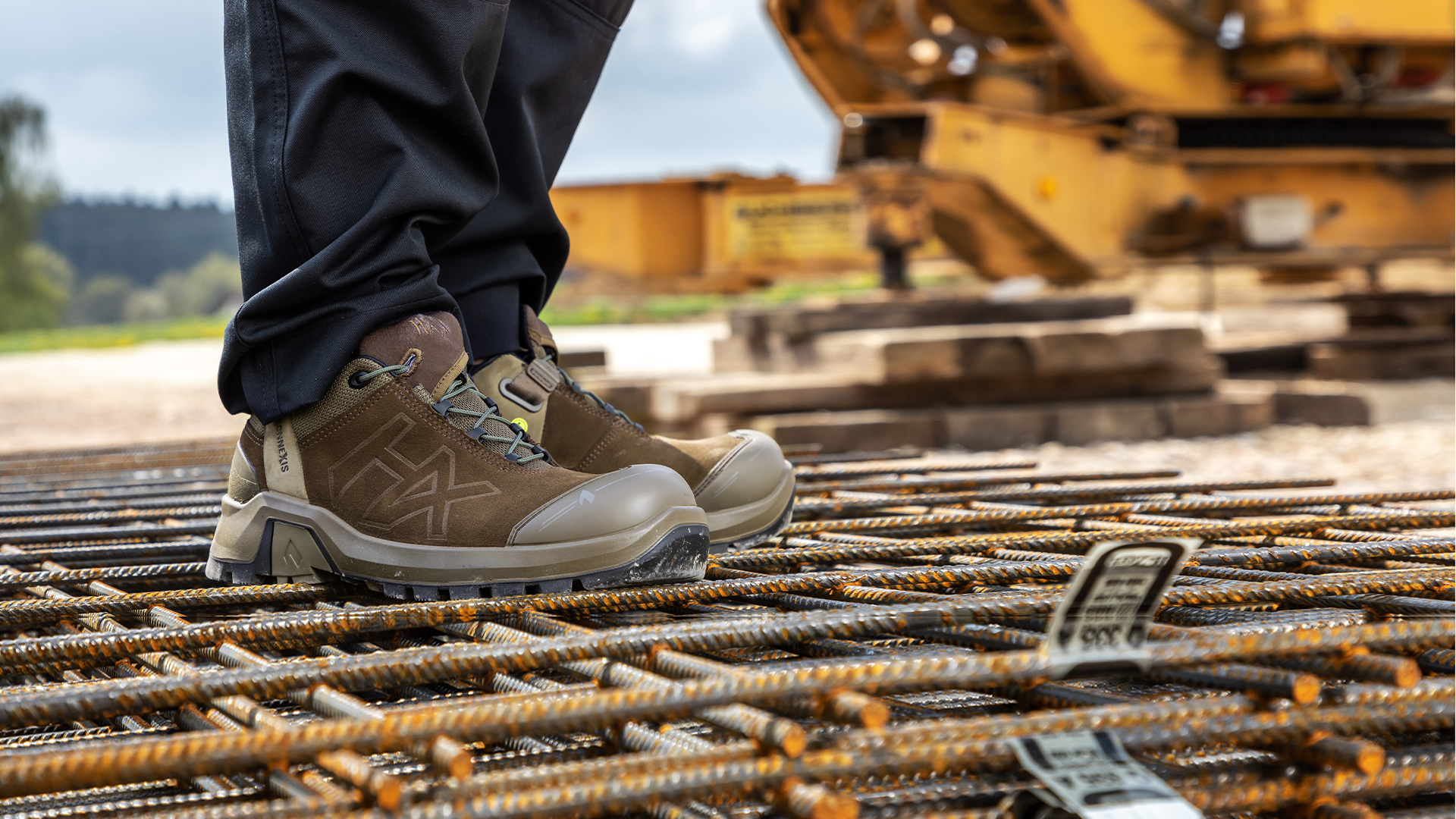 631018_connexis-safety-ltr-ws-low-brown