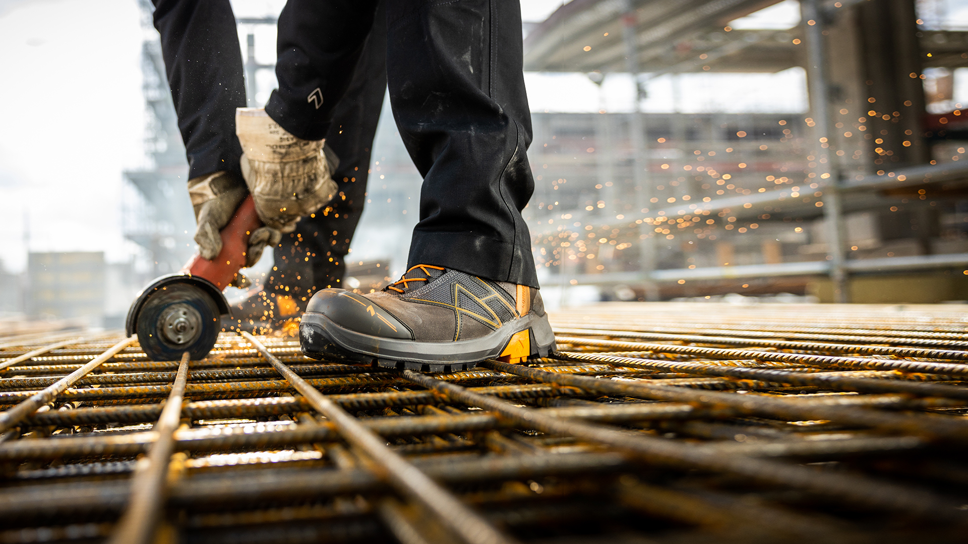 631012_connexis-safety-mid-grey-orange