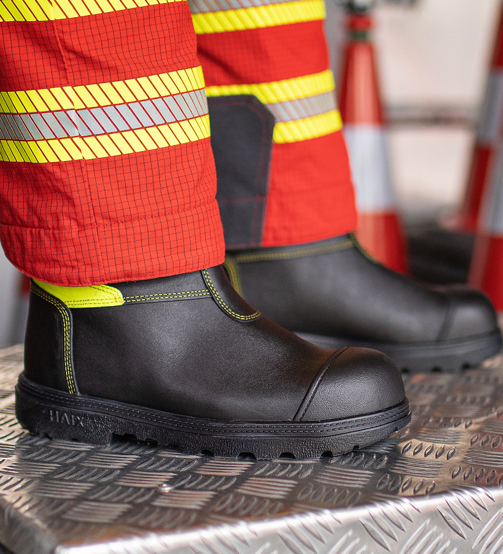 Fireman yellow Fireman yellow
