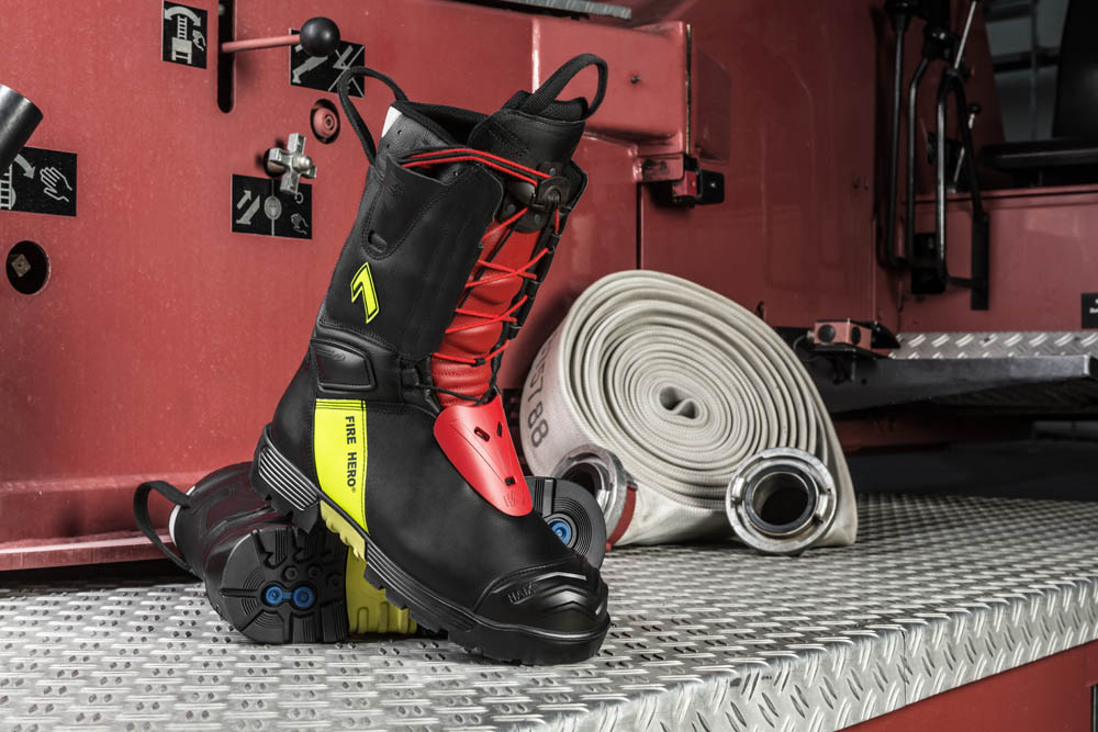 507004_fire-hero2_bla_act04 507004_fire-hero2_bla_act0401910